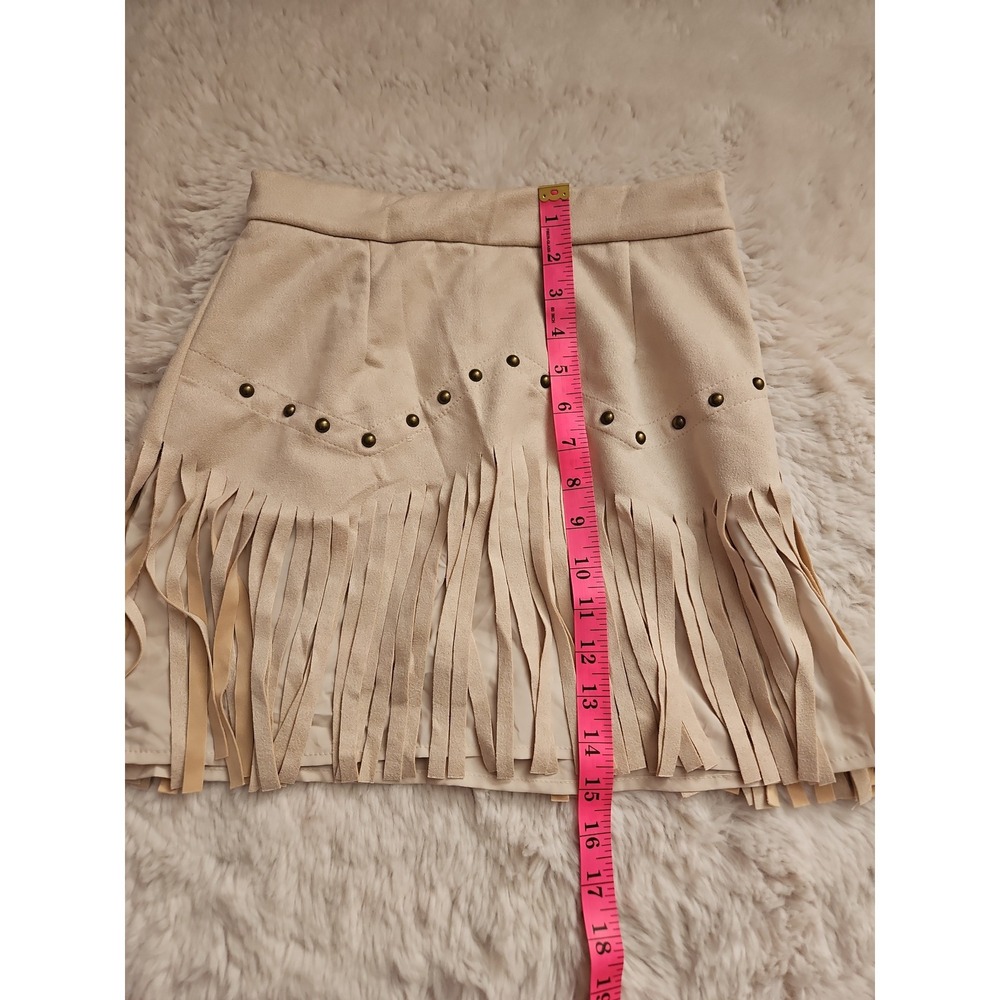 SHEIN MOD Faux Suede Fringe Mini Skirt Size S NWT Studded Western Boho Cream - Picture 3 of 12